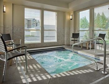 Indoor saltwater pool & spa